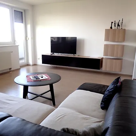 Marguerite Apartment - Parking Including Apartment *
